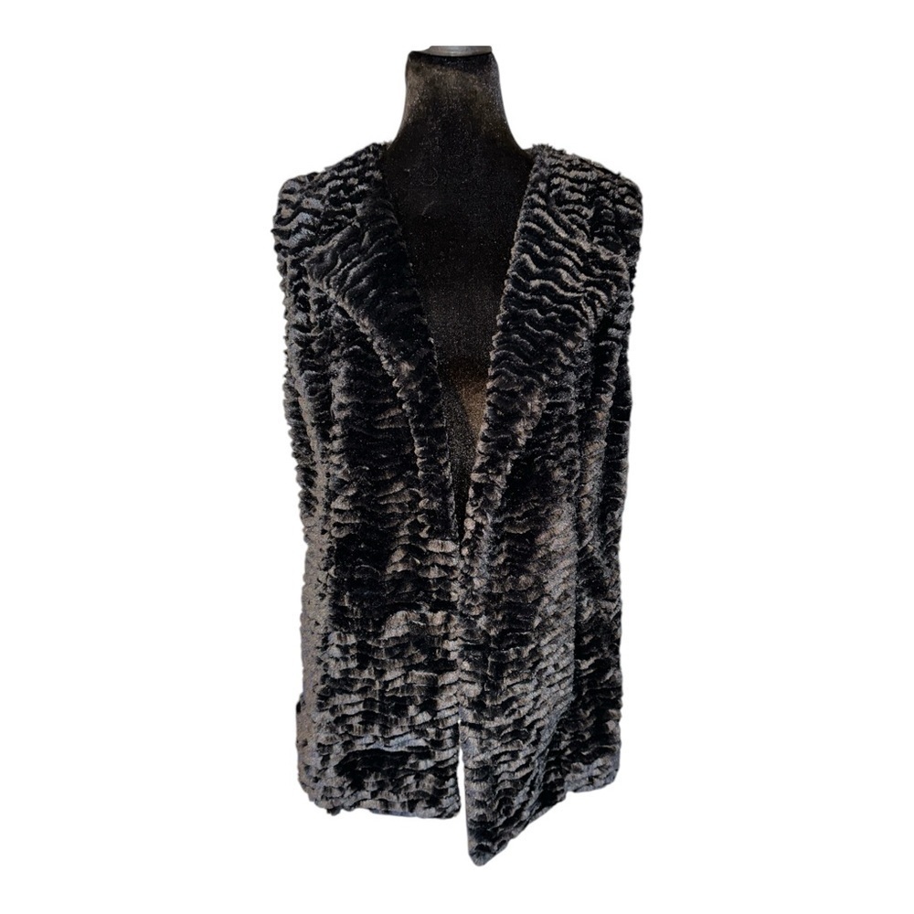 Chico's Womens Faux Fur Black Open Front Lined Vest Ribbed Back Pockets Size 1